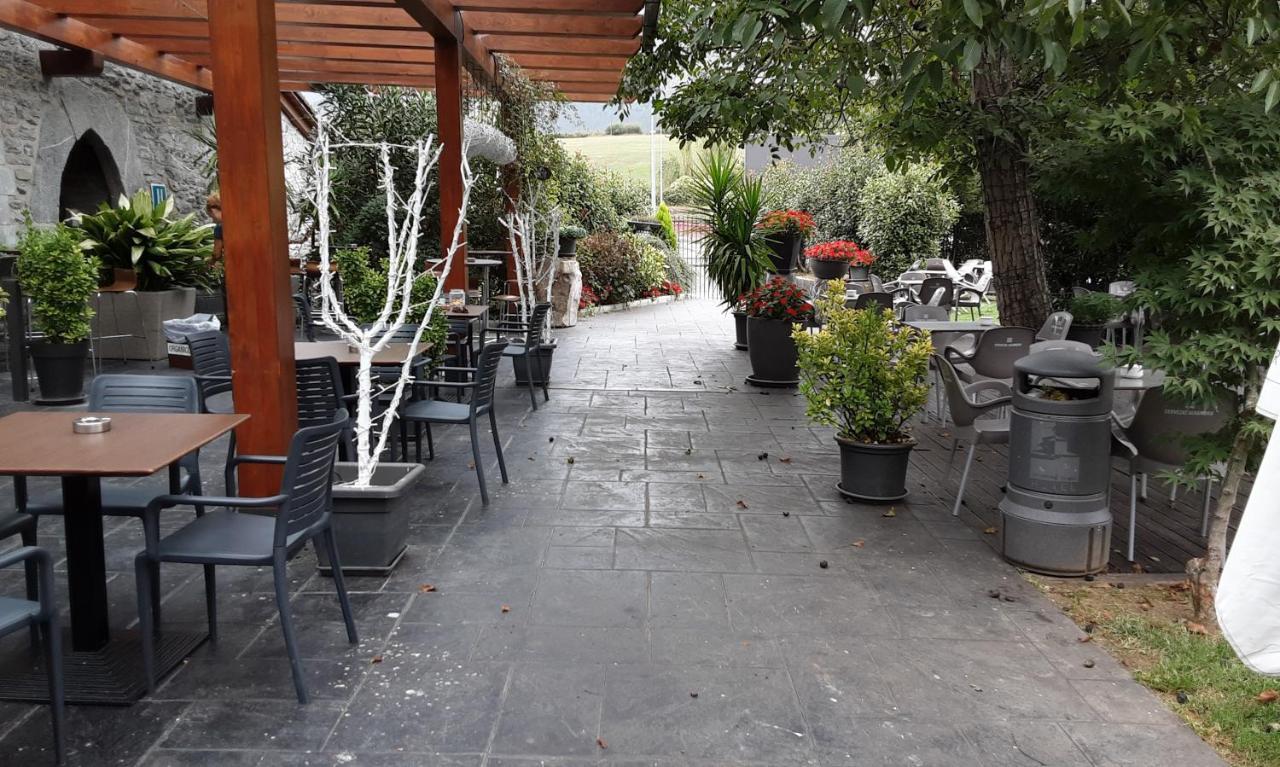 Larramendi Torrea Hotel Azcoitia Exterior foto