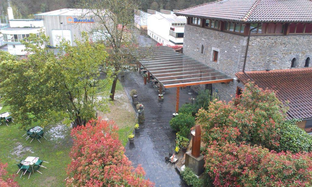 Larramendi Torrea Hotel Azcoitia Exterior foto